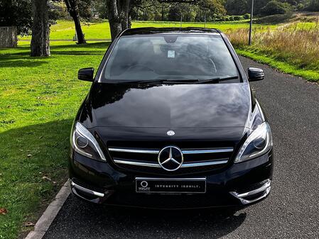 MERCEDES-BENZ